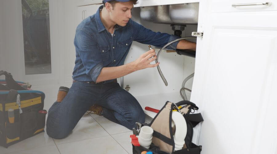 Local tankless water heater installation in Hardenville, MO